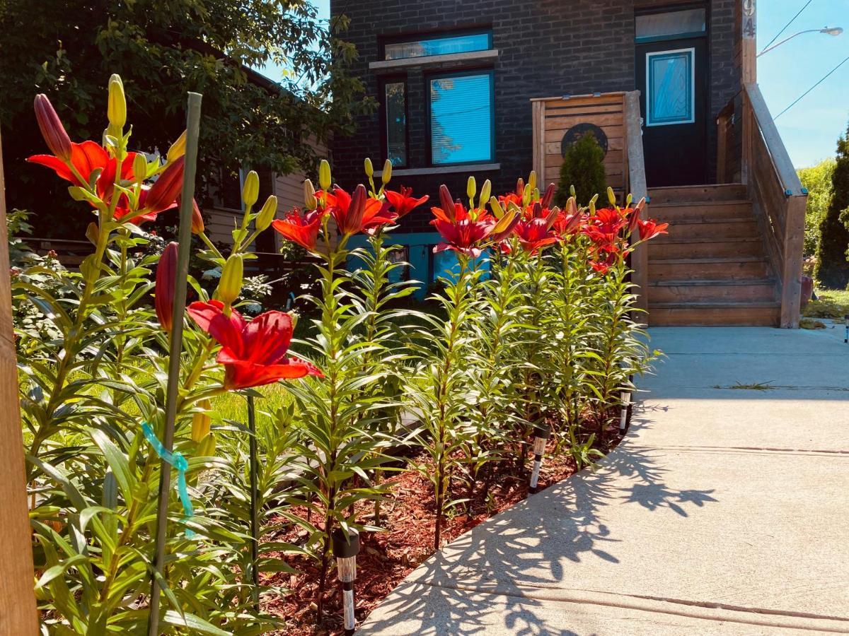 Apartment Signature 2 Bedrooms Apartment Space Share Toronto